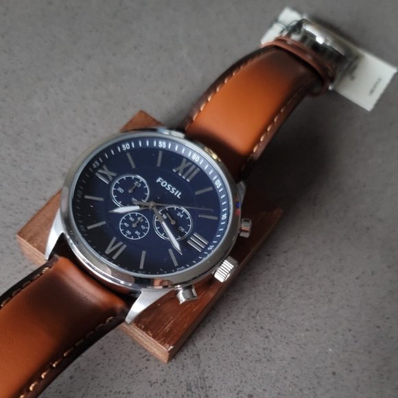 NWT Mens Fossil watch - Picture 4 of 7